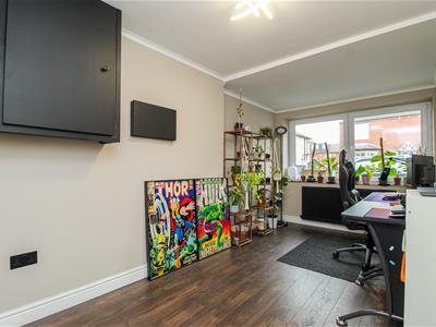 SITTING ROOM/OFFICE
